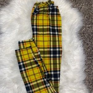 Fashion nova leggings